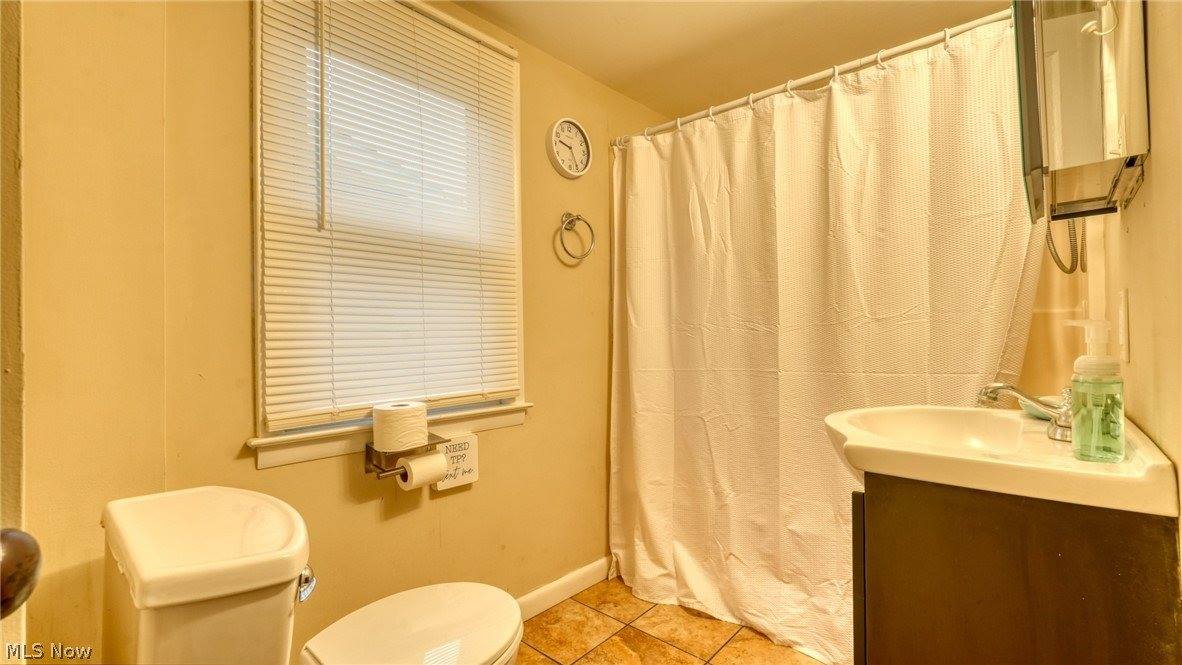 633 North 9th Street, Cambridge, OH 43725