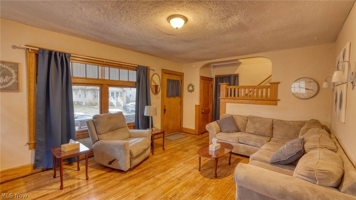 633 North 9th Street, Cambridge, OH 43725