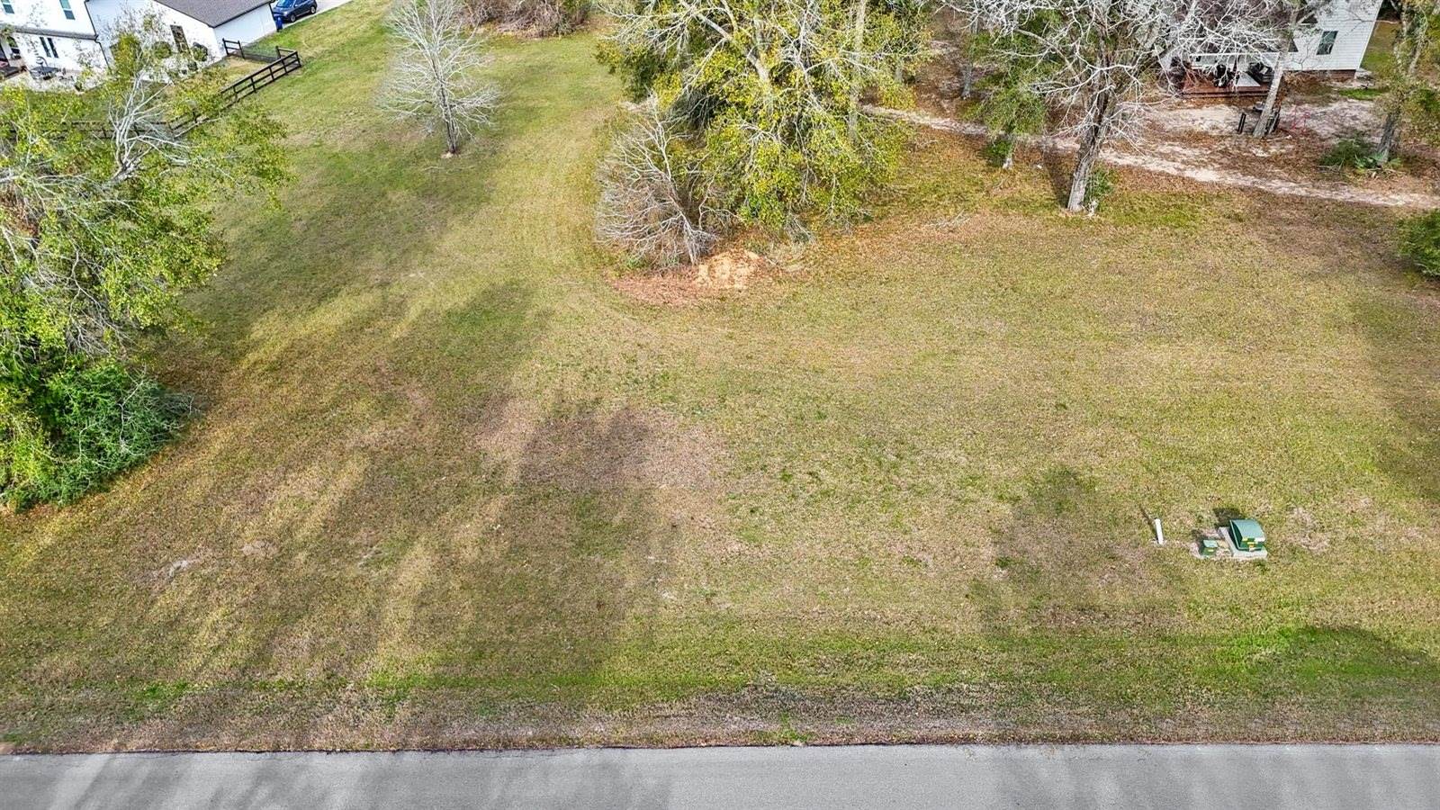 54 Lakecrest Lane, Huntsville, TX 77340