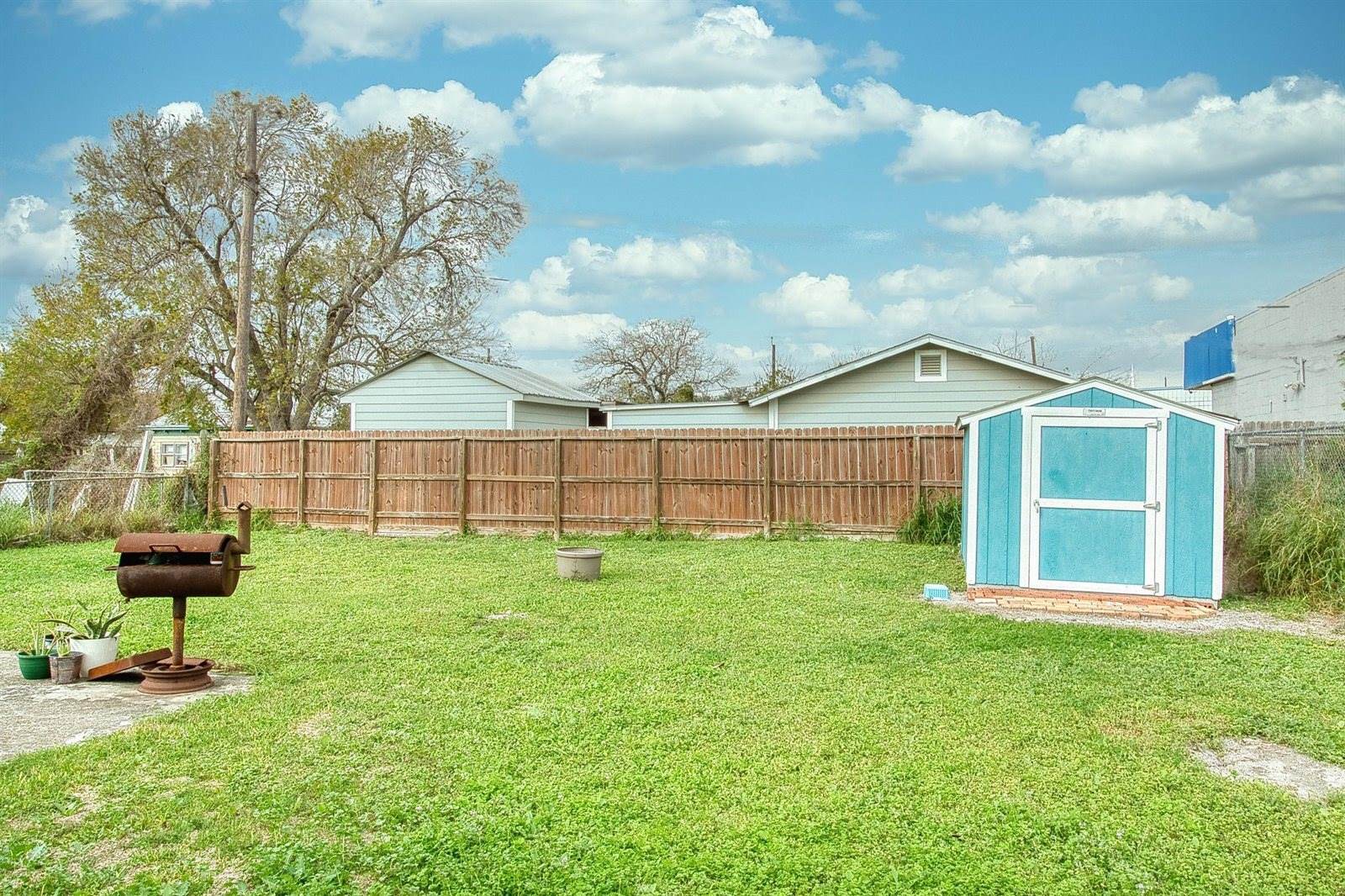 4509 Helen Street, Corpus Christi, TX 78415