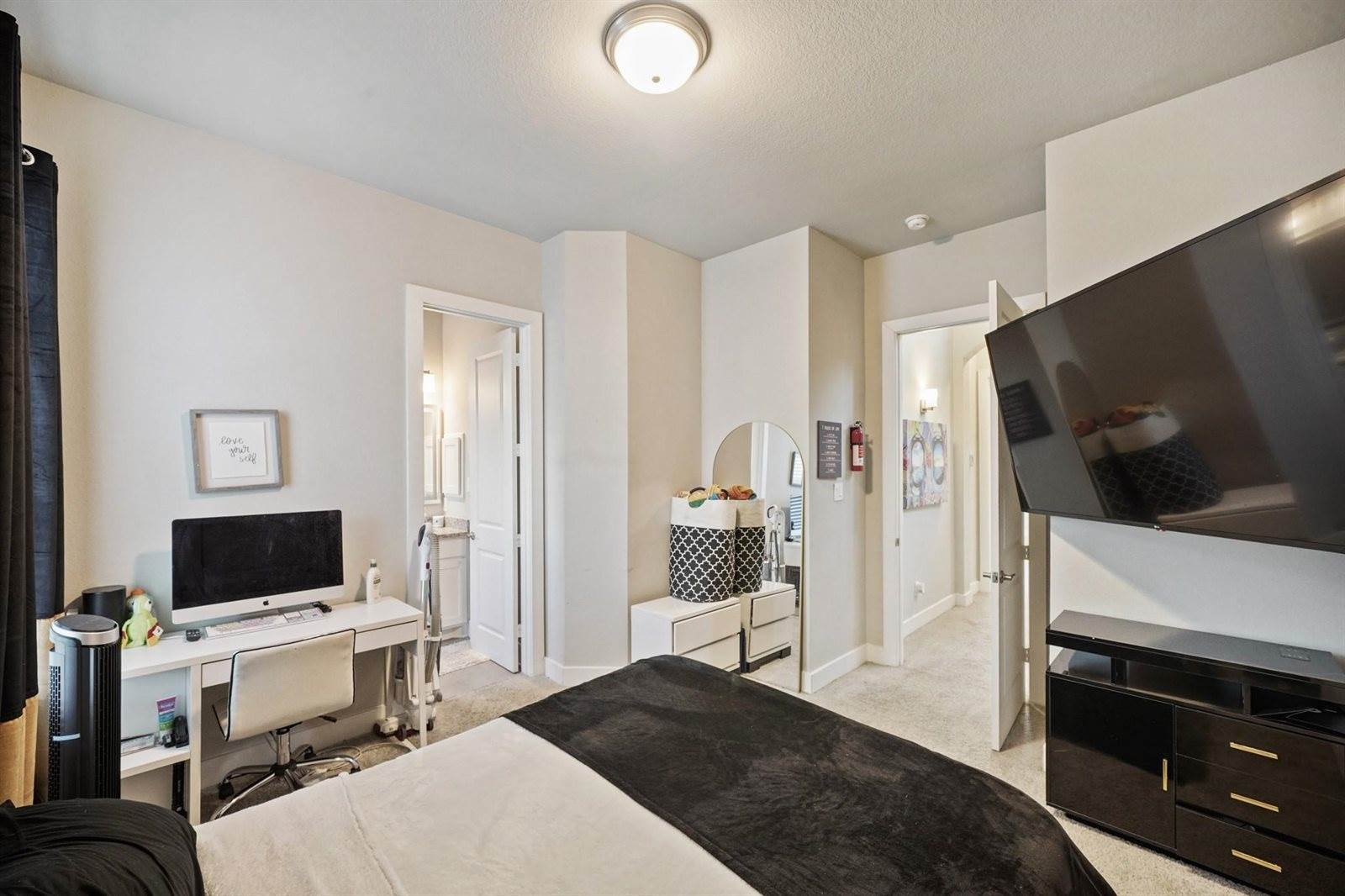 606 North Nagle Street, Houston, TX 77003