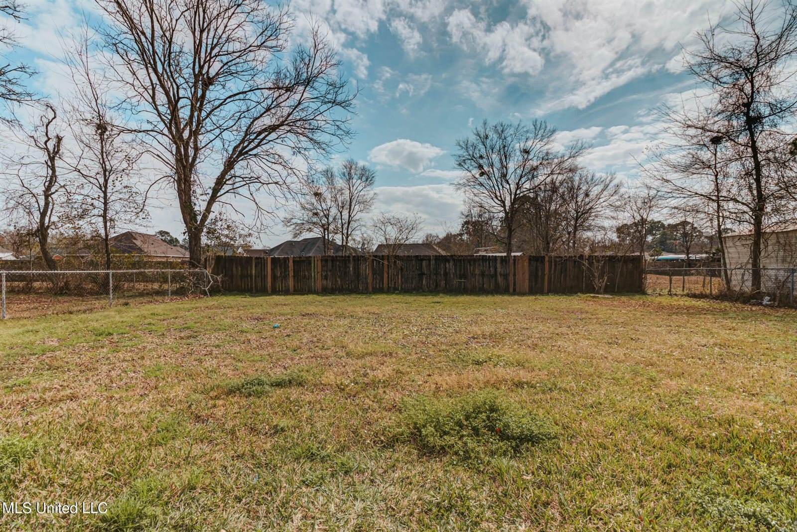 15829 Belmont Drive, Biloxi, MS 39532