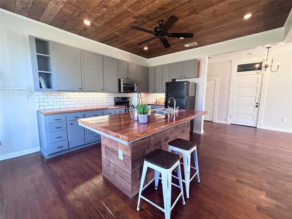 931 North 12th Street, Waco, TX 76707