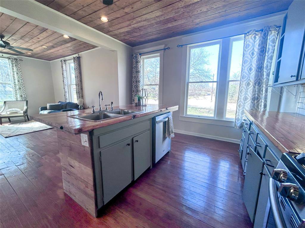 931 North 12th Street, Waco, TX 76707