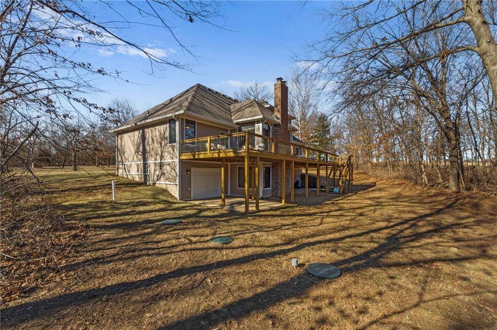 26311 South Westlake Drive, Harrisonville, MO 64701