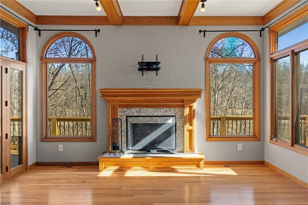 26311 South Westlake Drive, Harrisonville, MO 64701