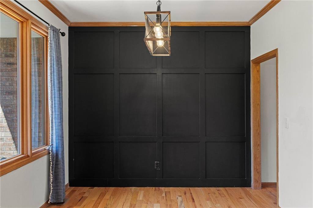 26311 South Westlake Drive, Harrisonville, MO 64701