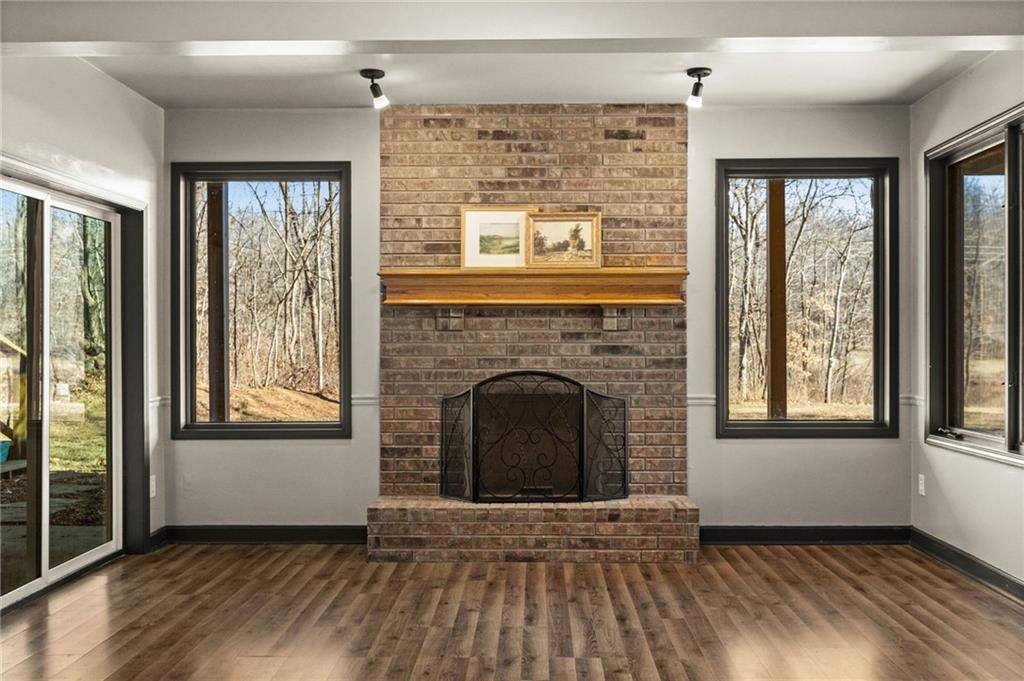 26311 South Westlake Drive, Harrisonville, MO 64701