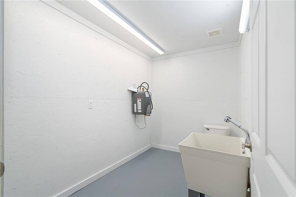 2506 NW 591 Road, Butler, MO 64730