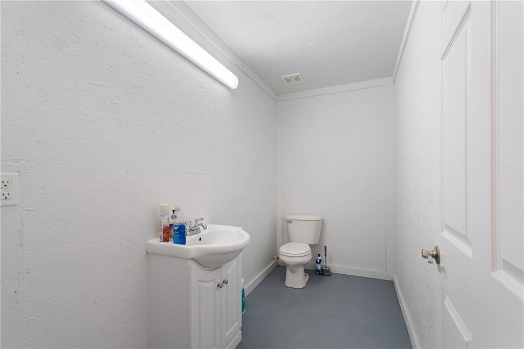 2506 NW 591 Road, Butler, MO 64730