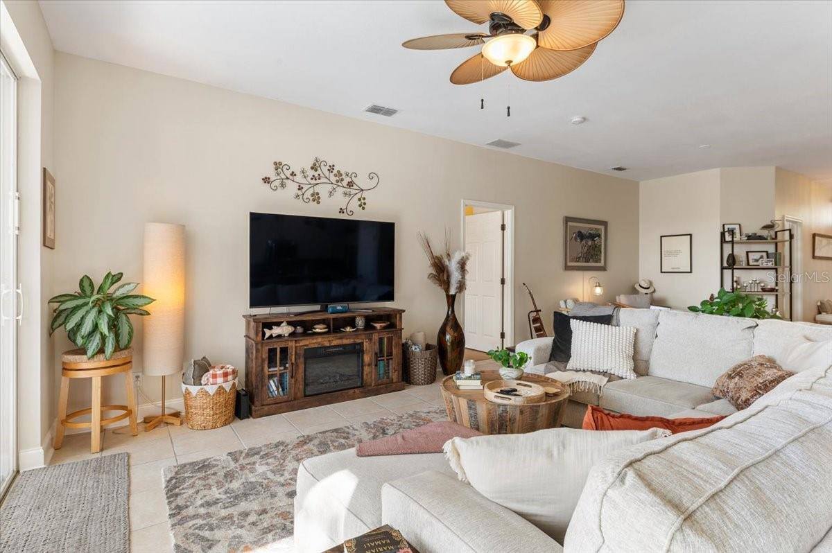 5114 50TH Avenue West, Bradenton, FL 34210