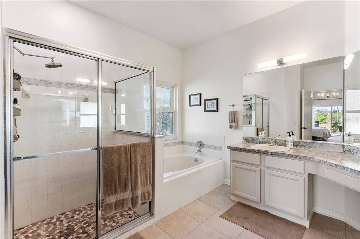 5114 50TH Avenue West, Bradenton, FL 34210