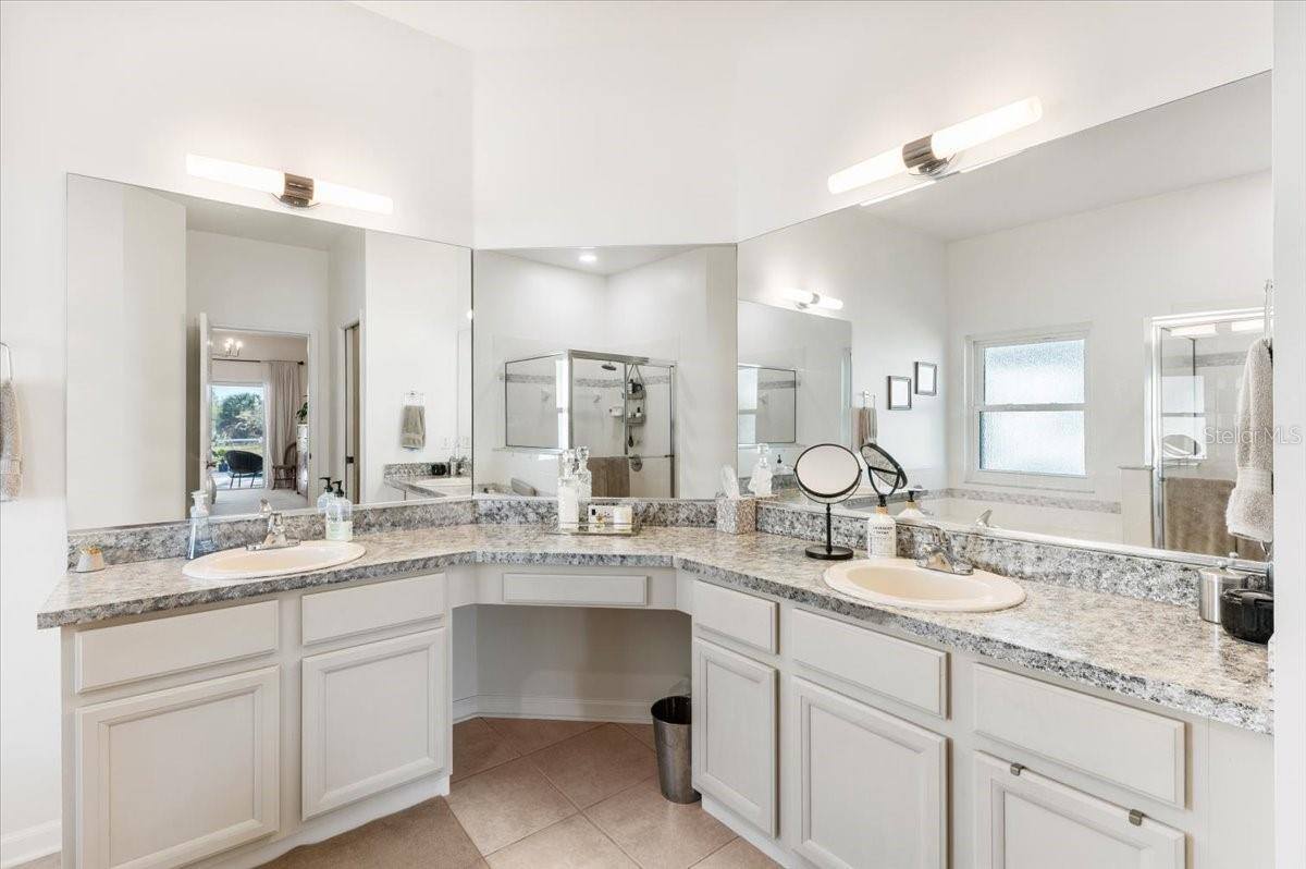 5114 50TH Avenue West, Bradenton, FL 34210