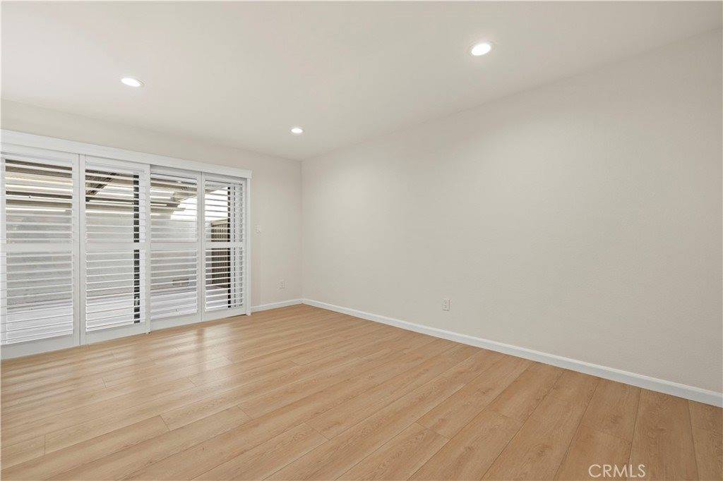 9833 Karmont, South Gate, CA 90280