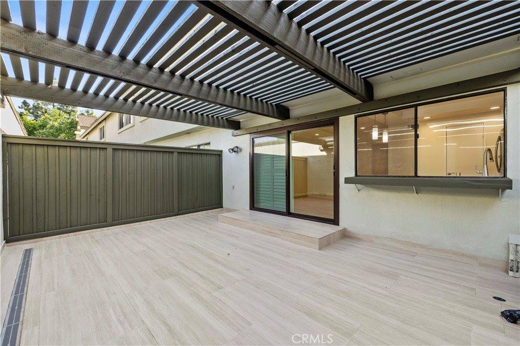 9833 Karmont, South Gate, CA 90280