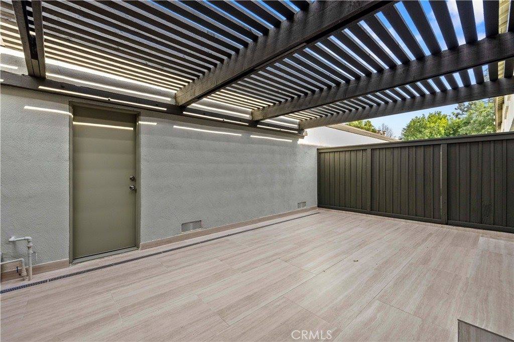 9833 Karmont, South Gate, CA 90280