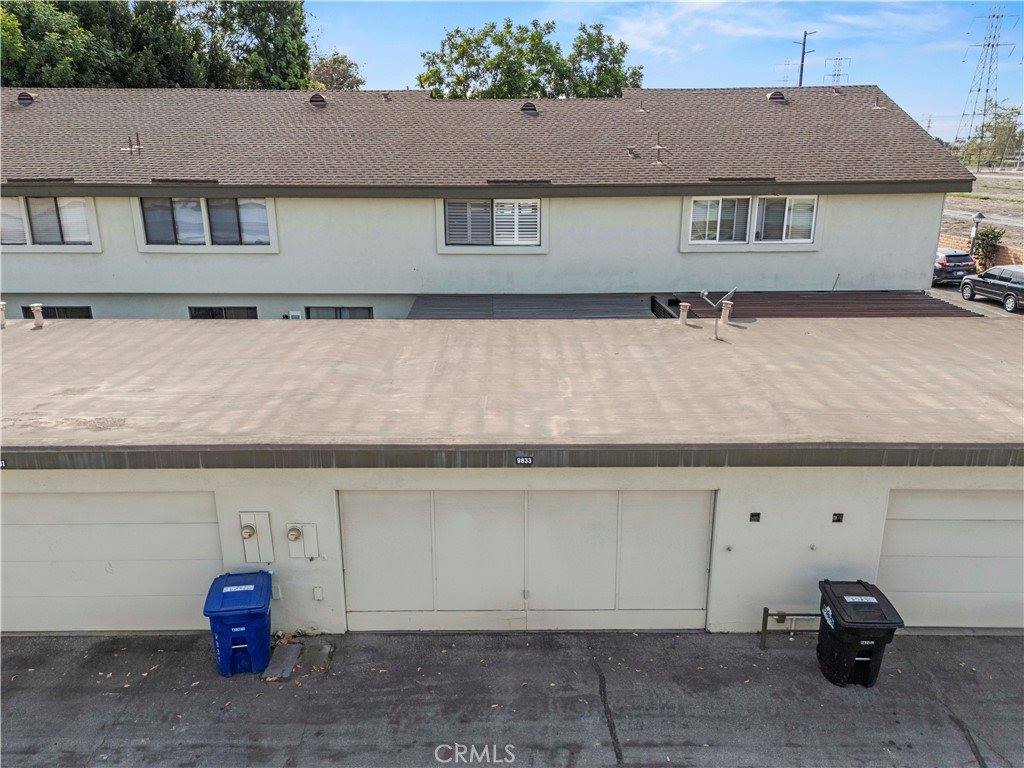 9833 Karmont, South Gate, CA 90280