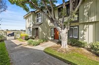 9833 Karmont, South Gate, CA 90280