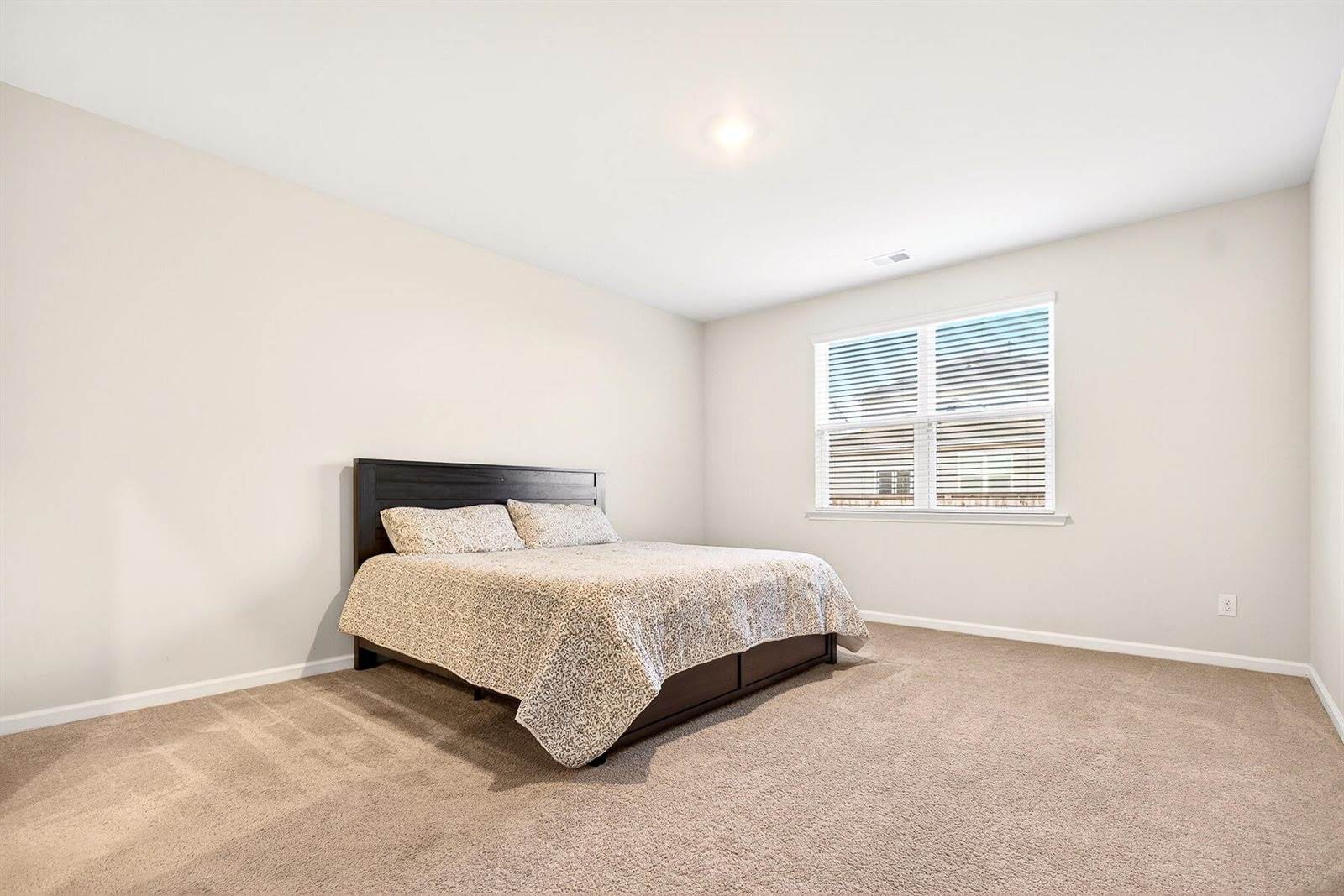 320 Bear Paw Lane, Summerville, SC 29486