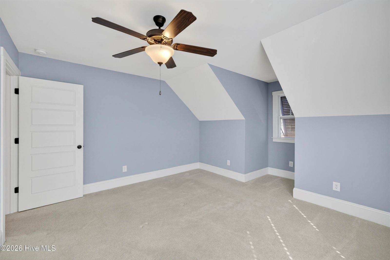 100 Yacht Basin Landing, Hampstead, NC 28443