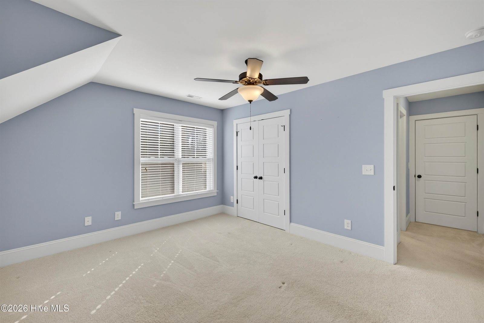 100 Yacht Basin Landing, Hampstead, NC 28443