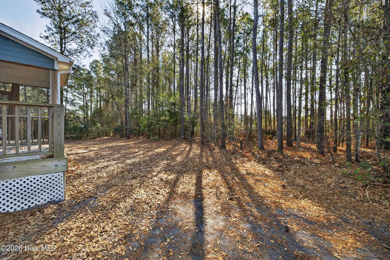 100 Yacht Basin Landing, Hampstead, NC 28443