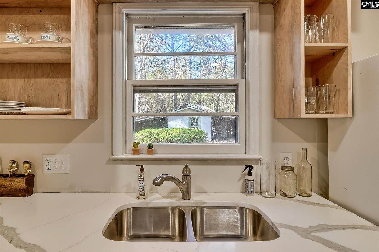 2153 Crip Hill, West Columbia, SC 29170