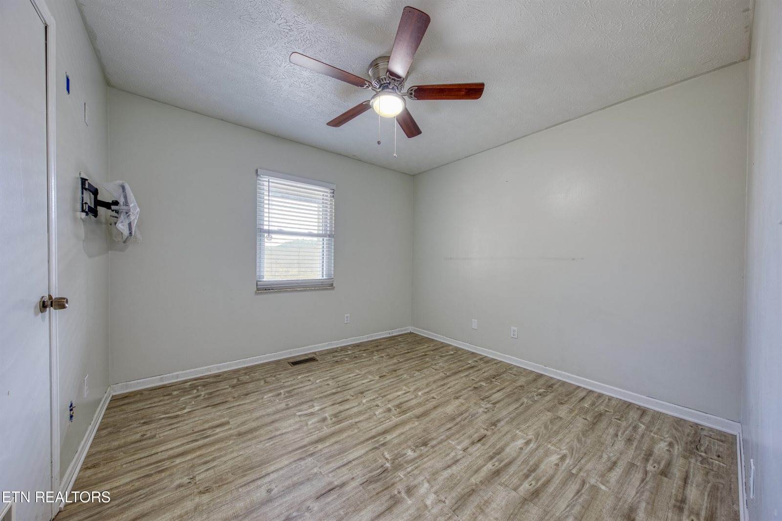 215 Jamie St, Maynardville, TN 37807