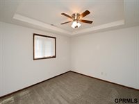 12135 Lisa Circle, Omaha, NE 68137