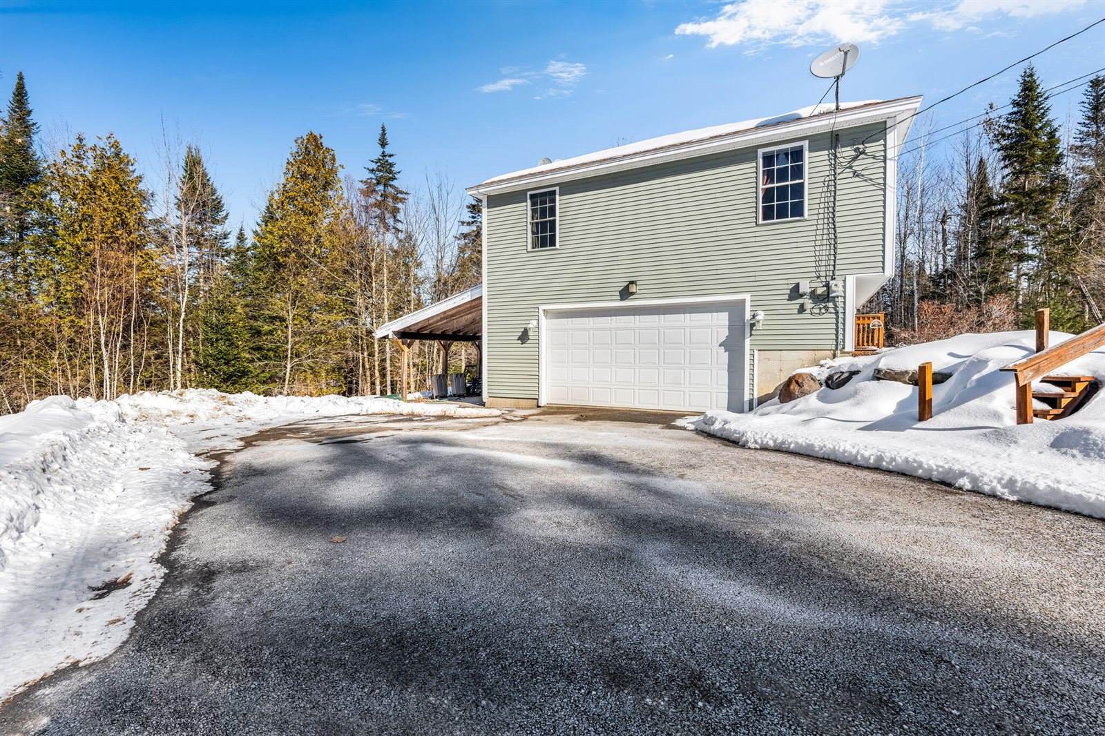 5 Levant Heights Drive, Levant, ME 04456