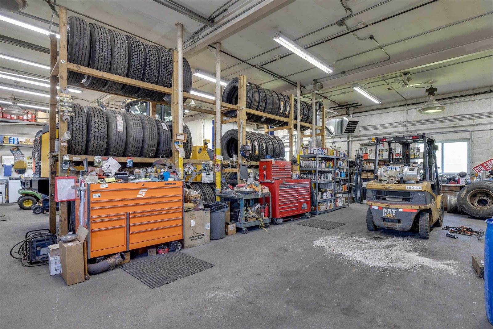 215 Deerfield, Marshall, WI 53559