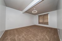 2448 Fox Sparrow, Junction City, KS 66441