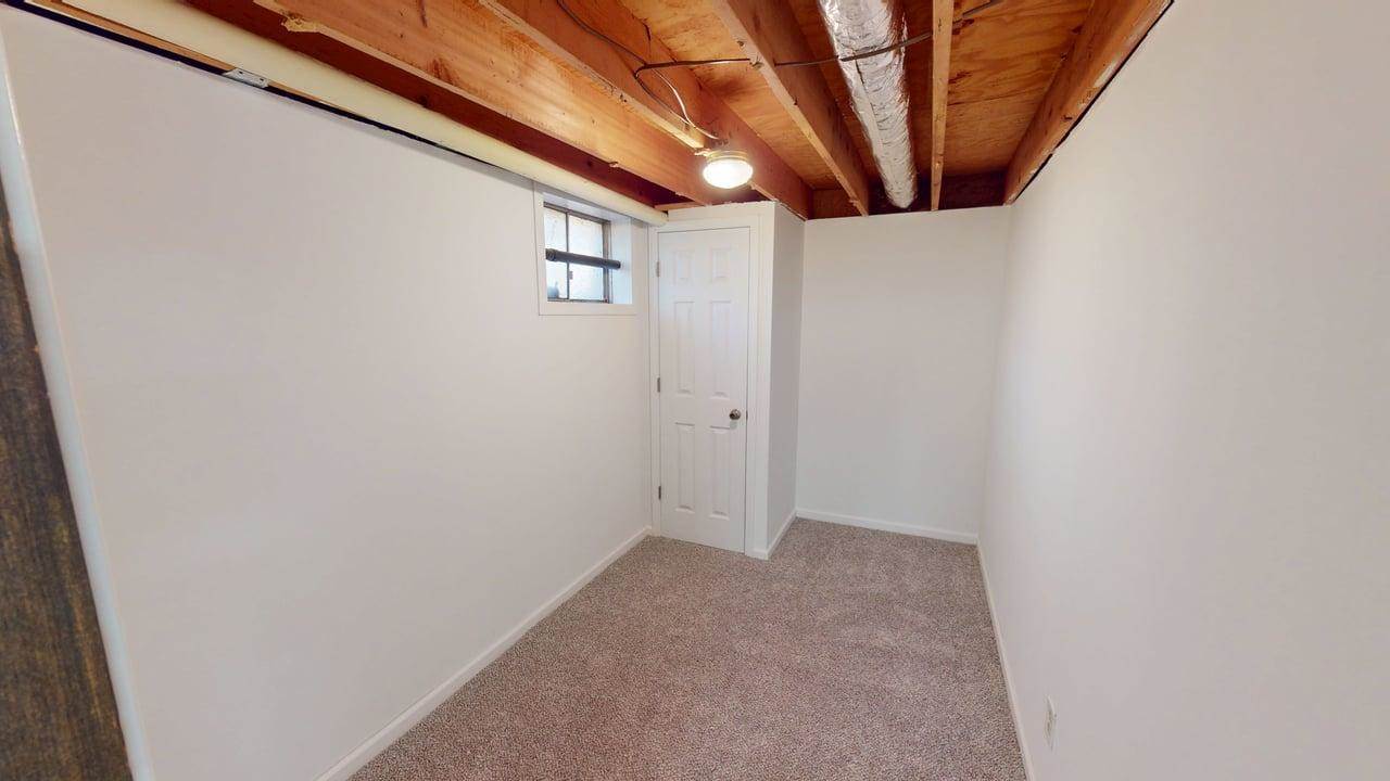 15293 SKyway Drive, Bonner Springs, KS 66012