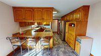 15293 SKyway Drive, Bonner Springs, KS 66012