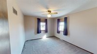 15293 SKyway Drive, Bonner Springs, KS 66012