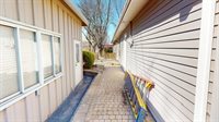 15293 SKyway Drive, Bonner Springs, KS 66012