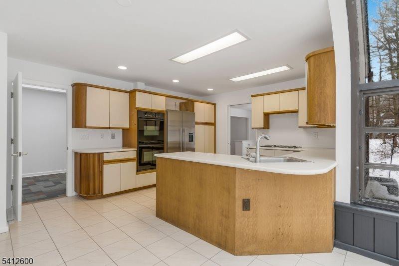 10 Blazier Road, Warren Township, NJ 07059