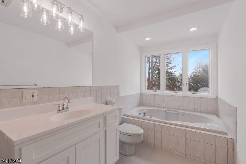 10 Blazier Road, Warren Township, NJ 07059