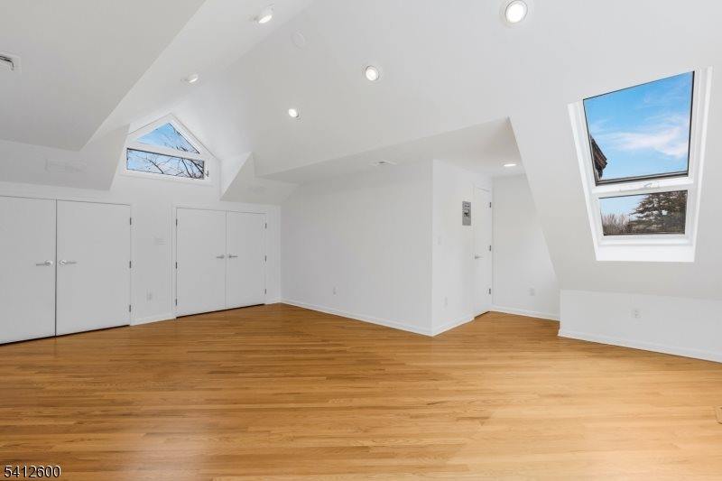 10 Blazier Road, Warren Township, NJ 07059