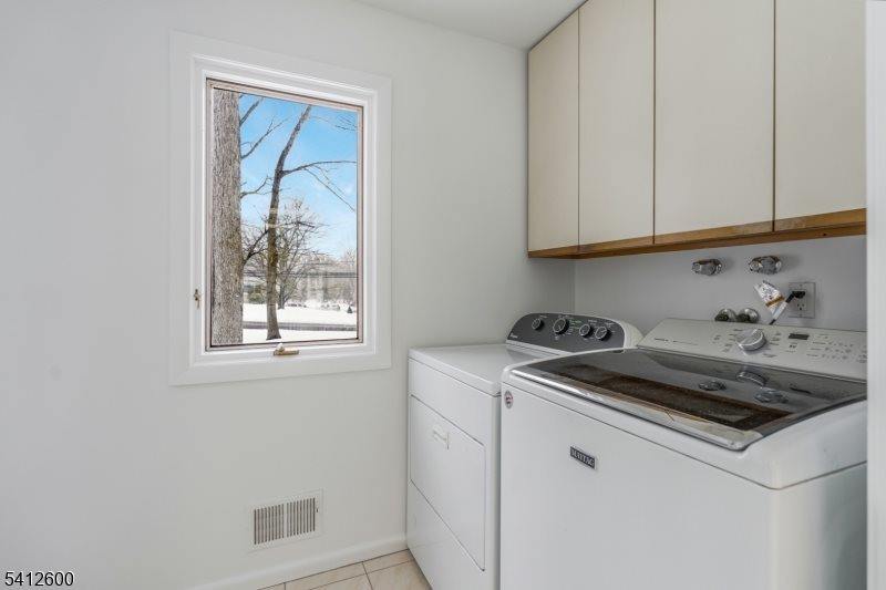 10 Blazier Road, Warren Township, NJ 07059