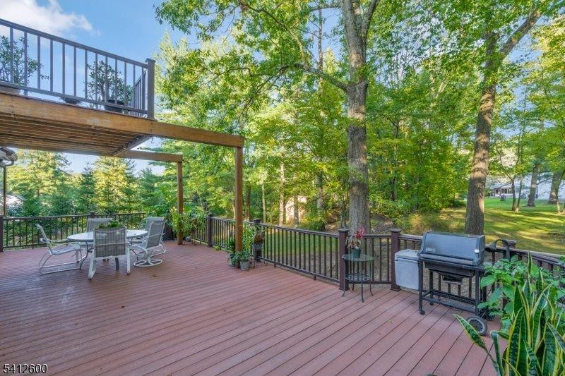 10 Blazier Road, Warren Township, NJ 07059