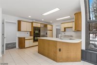 10 Blazier Road, Warren Township, NJ 07059