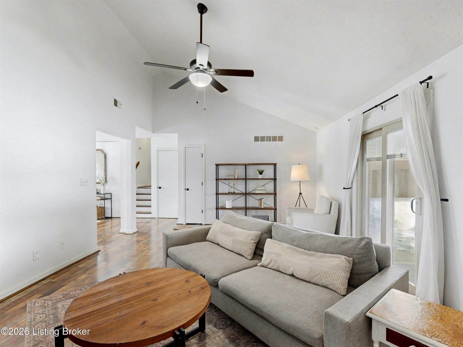 3614 Sudbury Ln, Louisville, KY 40220