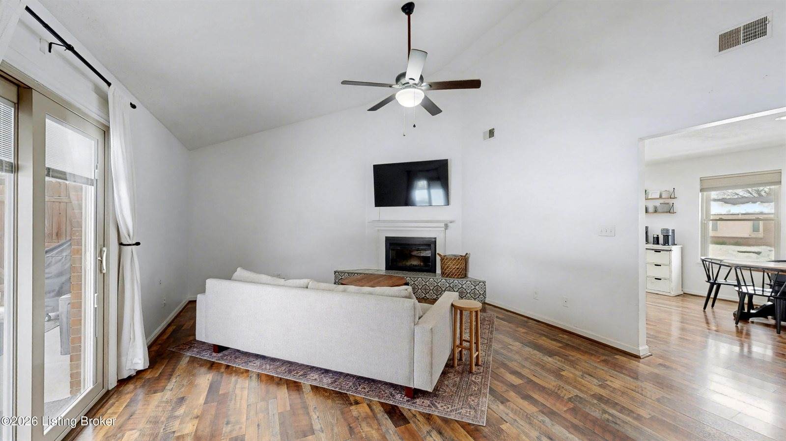 3614 Sudbury Ln, Louisville, KY 40220