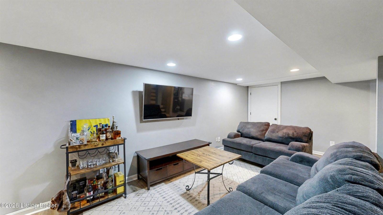 3614 Sudbury Ln, Louisville, KY 40220