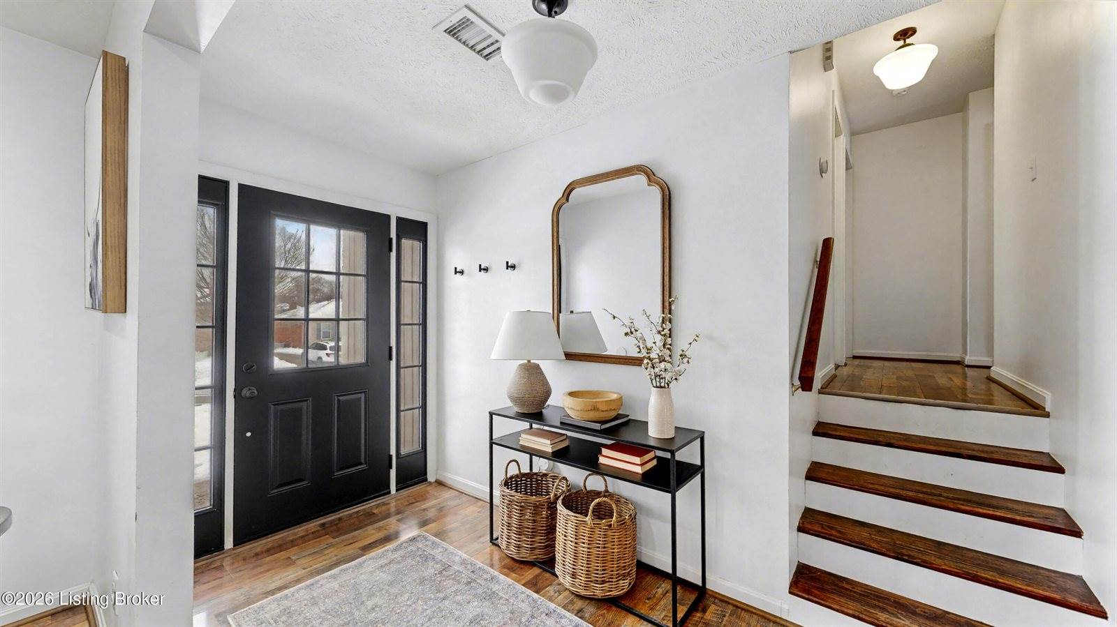 3614 Sudbury Ln, Louisville, KY 40220