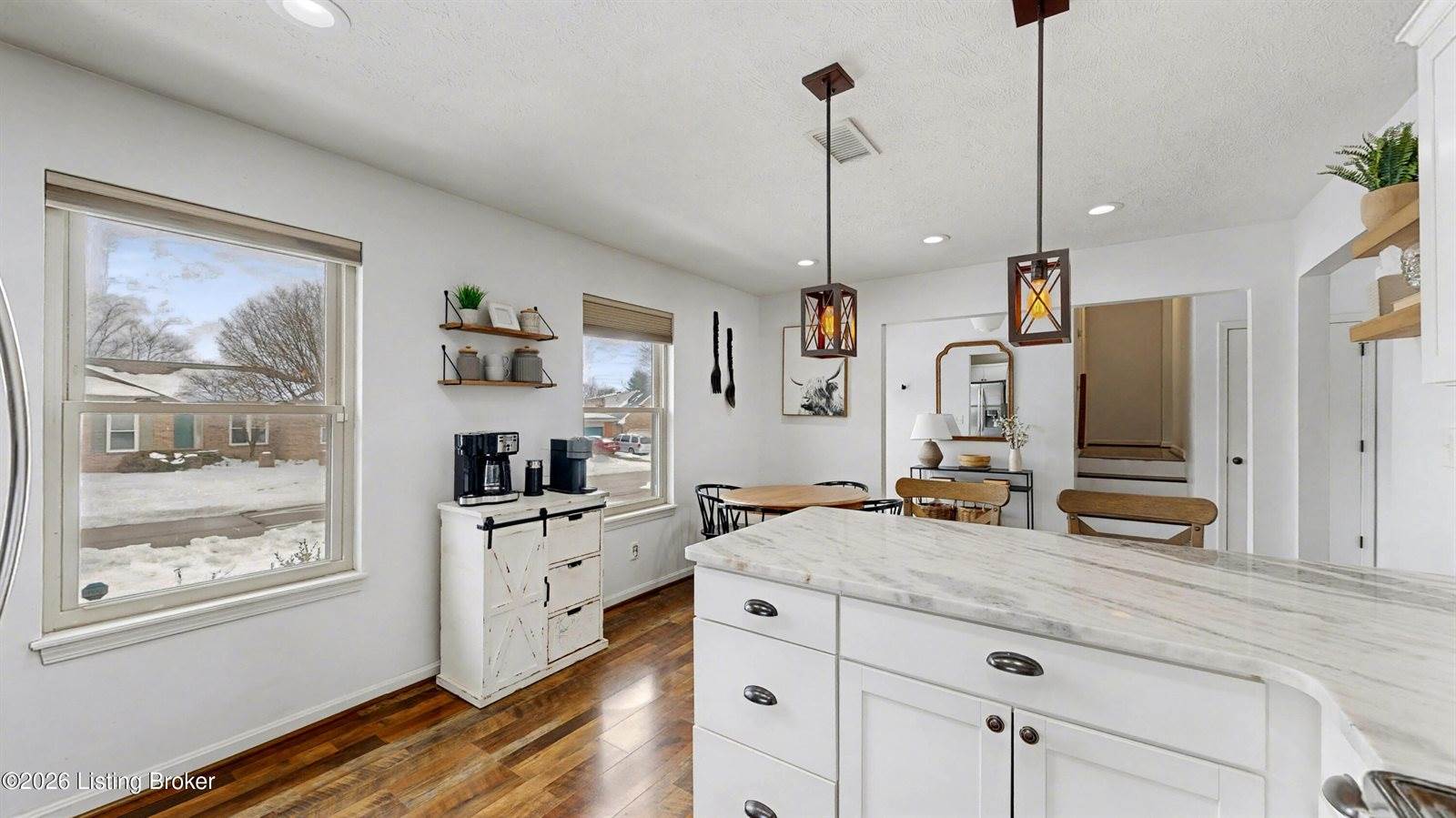 3614 Sudbury Ln, Louisville, KY 40220