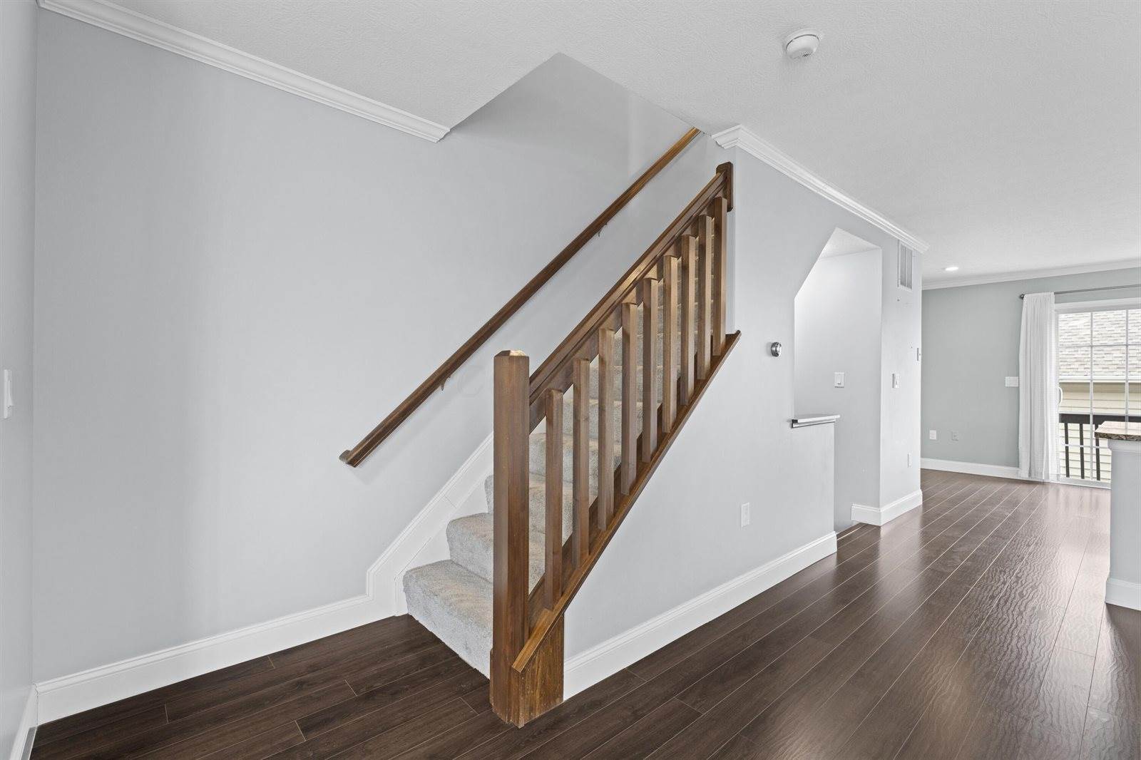 5328 Rustic Falls Drive, Dublin, OH 43016