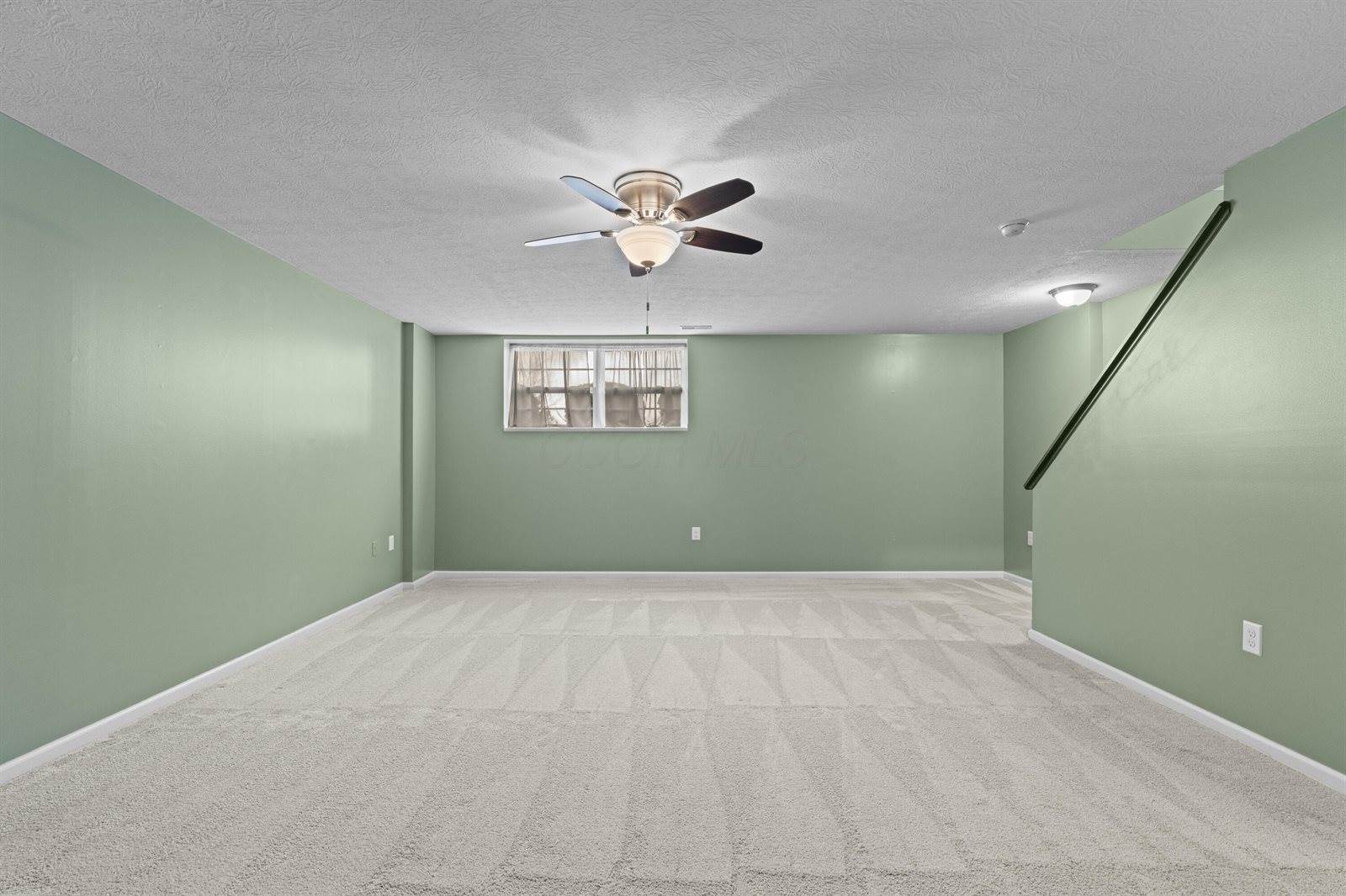 5328 Rustic Falls Drive, Dublin, OH 43016