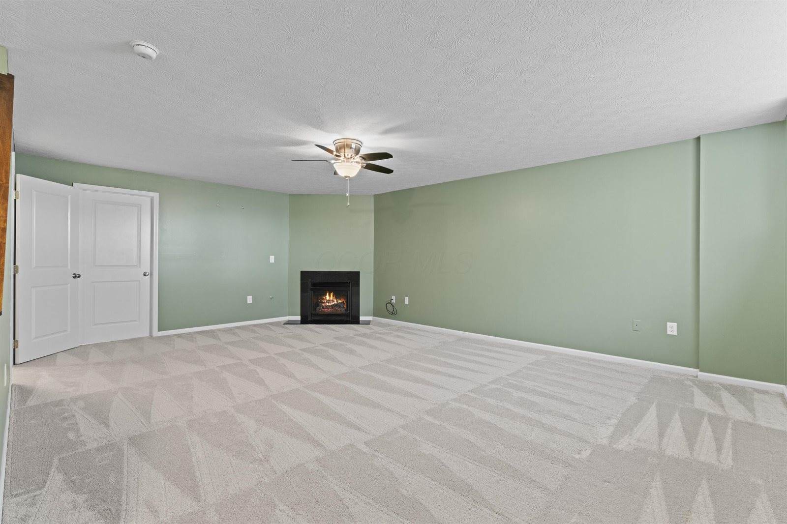 5328 Rustic Falls Drive, Dublin, OH 43016